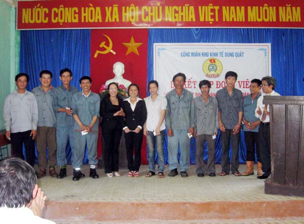 Thực hiện 4 Chương trình hành động Đại hội XI Công đoàn Việt Nam: “CÁN BỘ LÀ CÁI GỐC CỦA MỌI CÔNG VIỆC” (1)